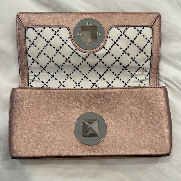 Kate Spade ♠️ Clutch - Picture 2 of 4